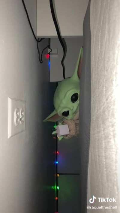 Baby Yoda does the impossible