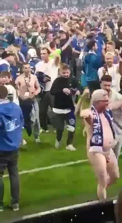 Schalke fans celebrating promotion