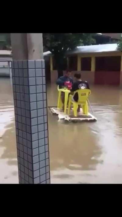 No flood will stop beer gathering