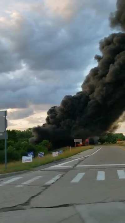 Tanker fire on I-75 in Michigan 7-11-2020