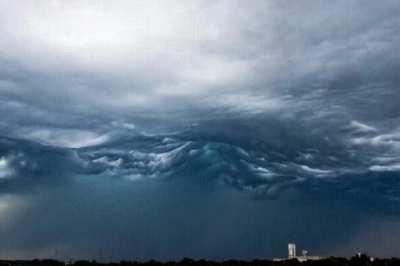 The very rare Asperitas Clouds look like ocean waves in the sky