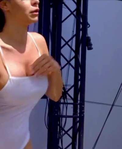 Natalia Mateut nipslip 🥵🫣🍒