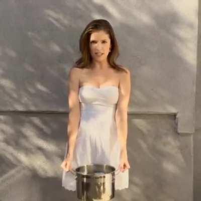 Anna Does the Ice Bucket Challenge 8/18/2014