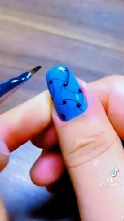 3D Nail Art is unreal...