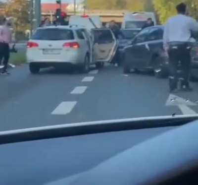 Group attacking car in Duisburg Germany