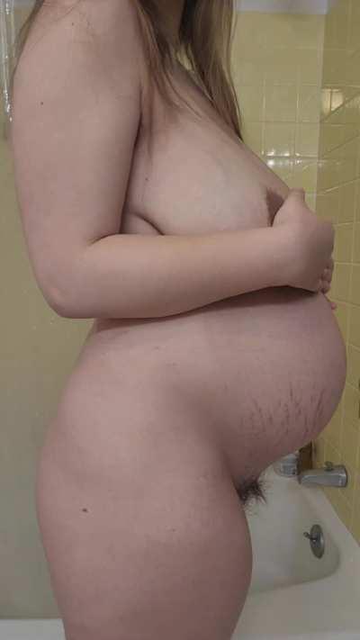 Would you join my preggo self in the shower?