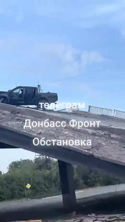 Collapsed section of the bridge / overpass connecting Myrnohrad and Pokrovsk, stated to be a result of a Russian missile strike, it's also reported that Russian shelling stopped gas and water supply to Pokrovsk [September 2024]