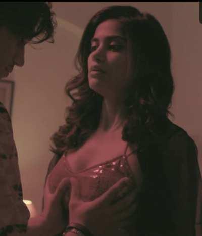 Aditi Pohankar - Grabbing the plot in 'She' [60fps slow mo]