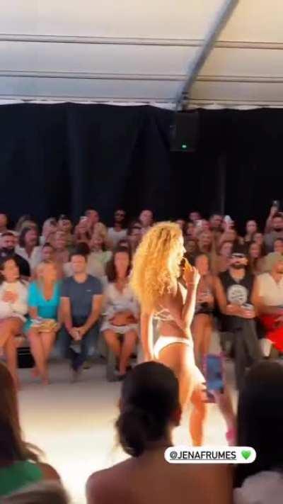 Catwalking...
