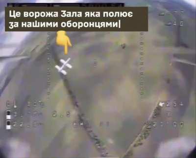 FPV drone with remote detonation destroys Russian kamikaze drone 