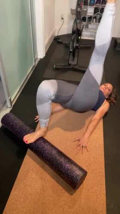 Stretch w/ Ginger Zee - IG