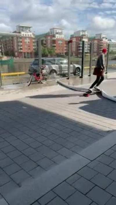 Skateboard hits obstacle