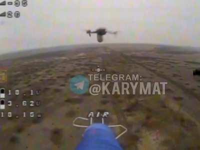 Ukrainian and Russian fpv drones have a head on collision