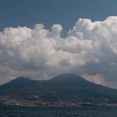 Hyperlapse of Mount Vesuvius in Italy from a boat [00:06]