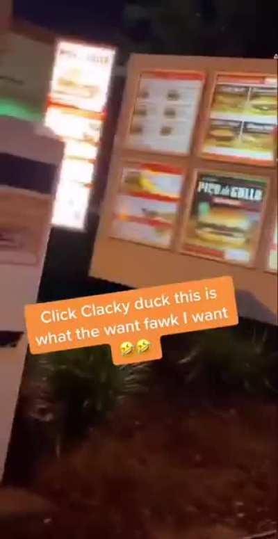 Click clackity duck