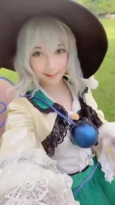 Would you date Koishi? (Cosplayed by twitter@Rumiaaa_)