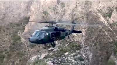 Evacuation of Turkish Gendarmerie Special Operations (JÖH) teams in Tunceli by Turkish Sikorsky UH-60 Black Hawk Helicopter