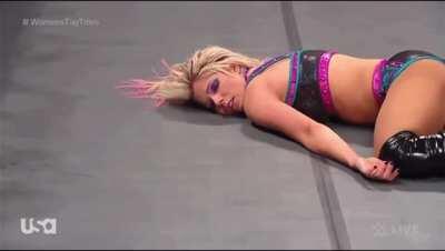 Alexa bliss knocked out