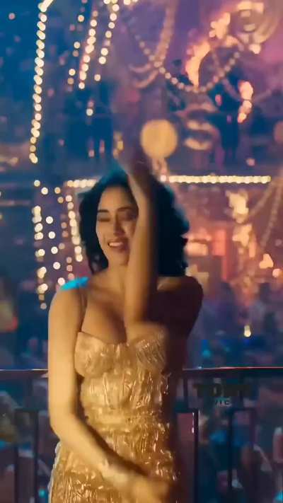 Janhvi Kapoor 😍