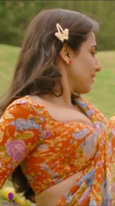 Vidya balan after seeing you hard!