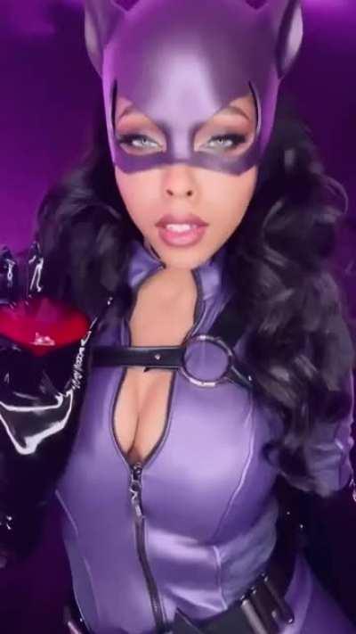 CutiePieSensei as Catwoman