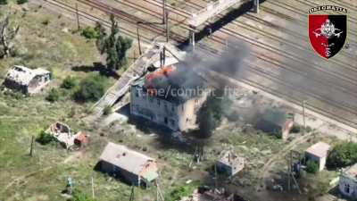 Accurate Ukrainian air strikes burned down houses occupied by russian soldiers in Soledar, Donetsk region