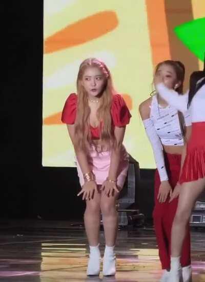 Red Velvet Yeri - Bend