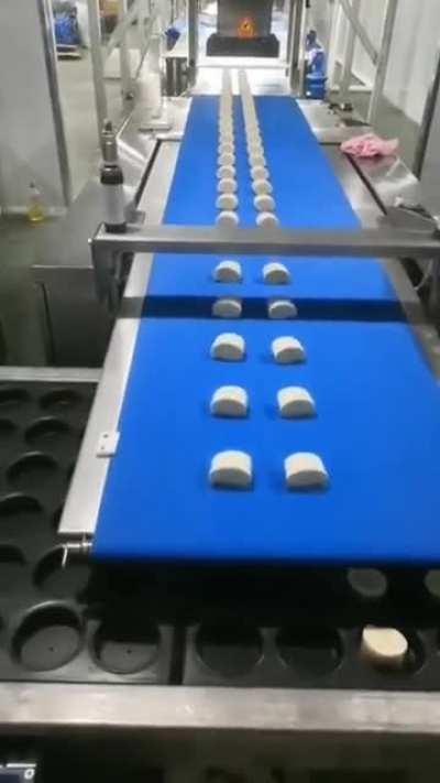 satisfying conveyor belt