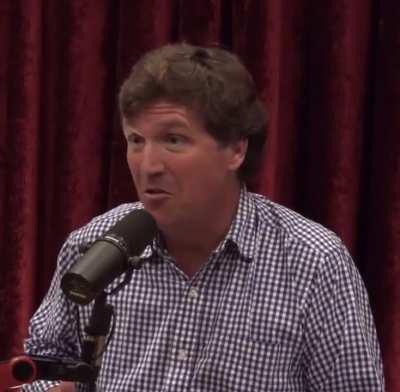 Tucker Carlson confidently tells Rogan that evolution is fake. Wait for the end.