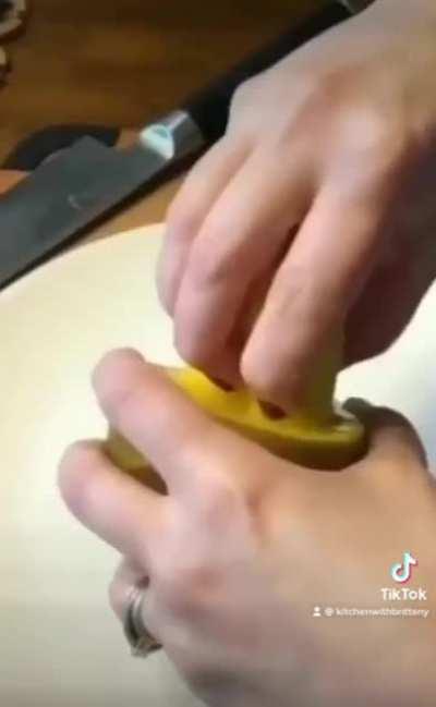 Cutting a Mango