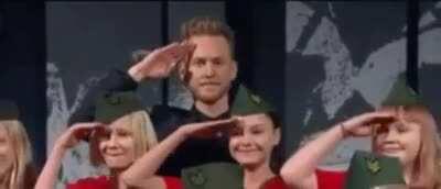 Ohhh, the other salute
