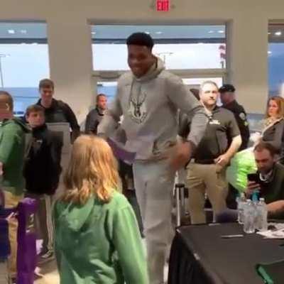 NBA star Giannis Antetokounmpo's wholesome reaction to a young fan