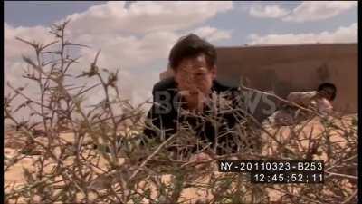 NBC news crew and reporter Richard Engel embedded with Libyan rebels come under a government attack. 24/11/2011