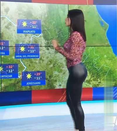 Andrea Canchola (Televisa Mexico Forecaster)