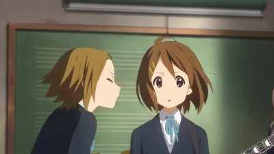 Yui is tired of all the fluff [K-ON! - The movie]