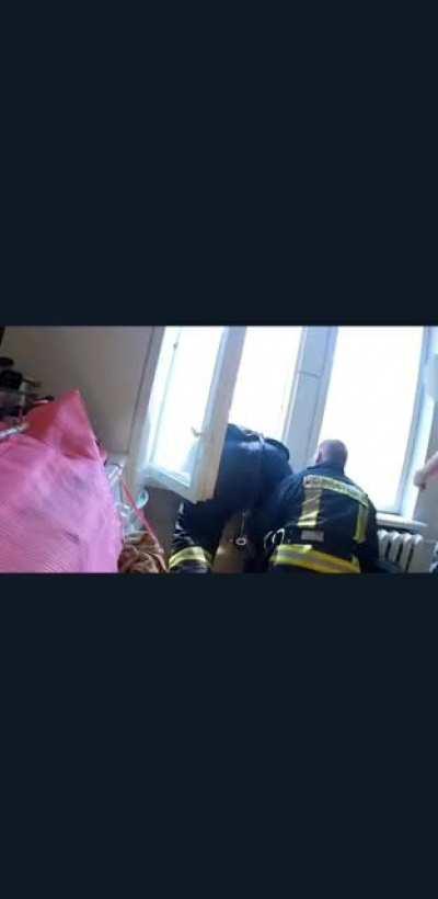 Firefighter catches a person trying to commit suicide.