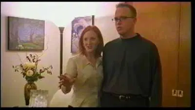 Libby Letlow, Erika Napoletano - Naked Twister (US2001) - Wife shows up naked in front of friends. Turn on sound for the great acting.