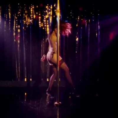 Marisa Tomei topless pole dancing