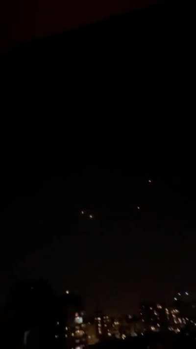 Close Iron Dome interception tonight over Israel 16/5/21