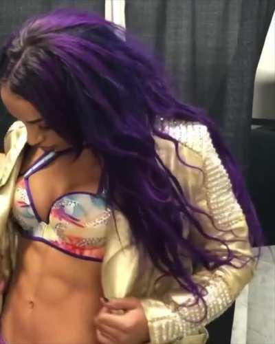 Sasha’s abs