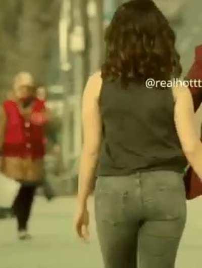 Tamanna sexy thighs and booty.