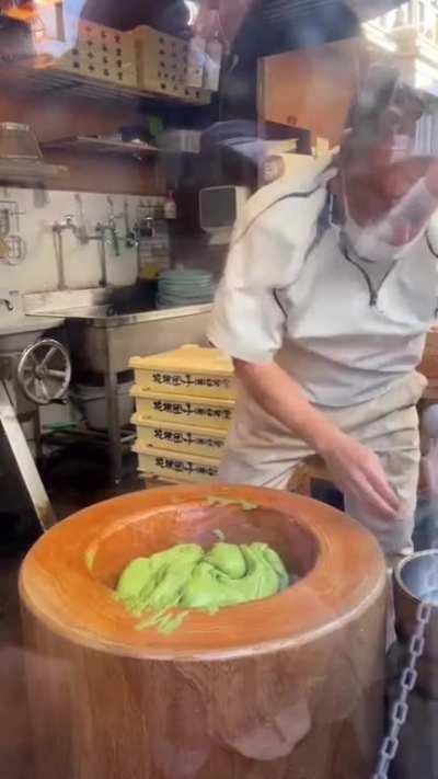 Traditional japanese mochi pounding (Mochitsuki)