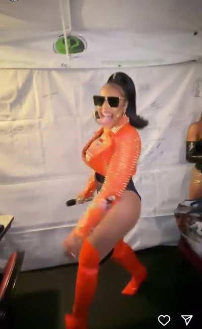 Ashanti Ass So Fat