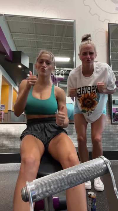 Big Tits Blonde Gym Sports Bra Teen TikTok r/TikTits Porn GIF by prettyhot