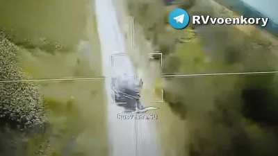 Ru Pov: Lancet loitering munition strike on a Ukrainian tank in the Kursk Region