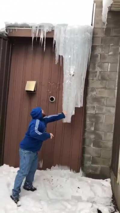 Knocking down massive Icicle