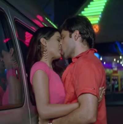 Geeta Basara kissing scene 