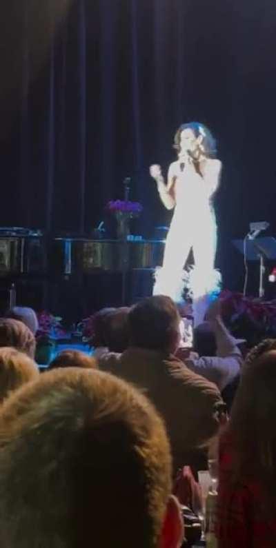 Louann GOING IN on Bethany at her Christmas show in chicago