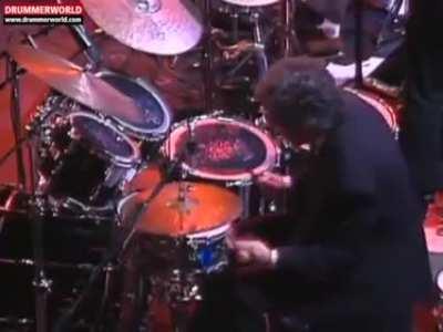 The way 3 drummers build the chaos then play together at the end (Steve Gadd - Dave Weckl - Vinnie Colaiuta)