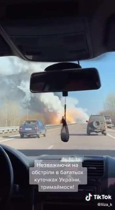 Footage of a Russian Mi-24 attack helicopter taking out a Ukrainian Buk-M1 air defence system on a highway